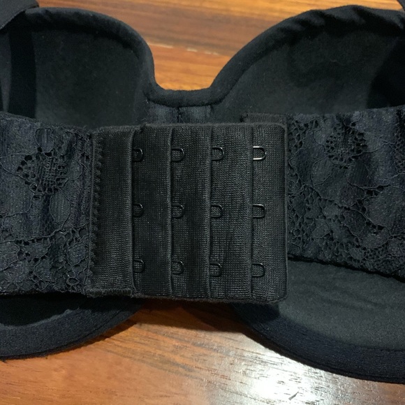 VS Body by Victoria Convertible Bra - Picture 5 of 5